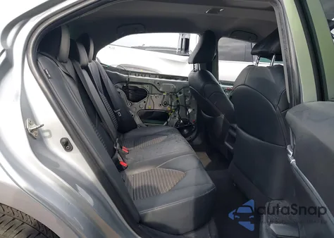 2019 Toyota Camry Se z USA, uszkodzony, nr VIN 4T1B11HK9KU288500